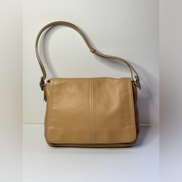 VINTAGE COACH Hampton Camel Leather Flap Crossbody Bag 9570 - Picture 1 of 13